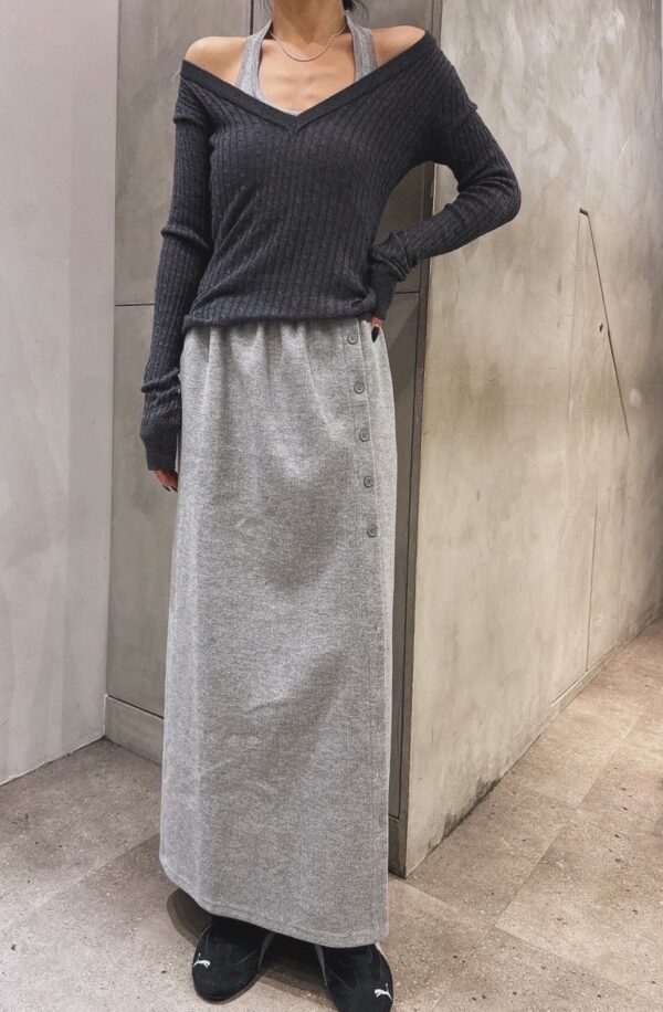 [嵐嵐包色款]厚磅針織保暖排釦長裙/4色