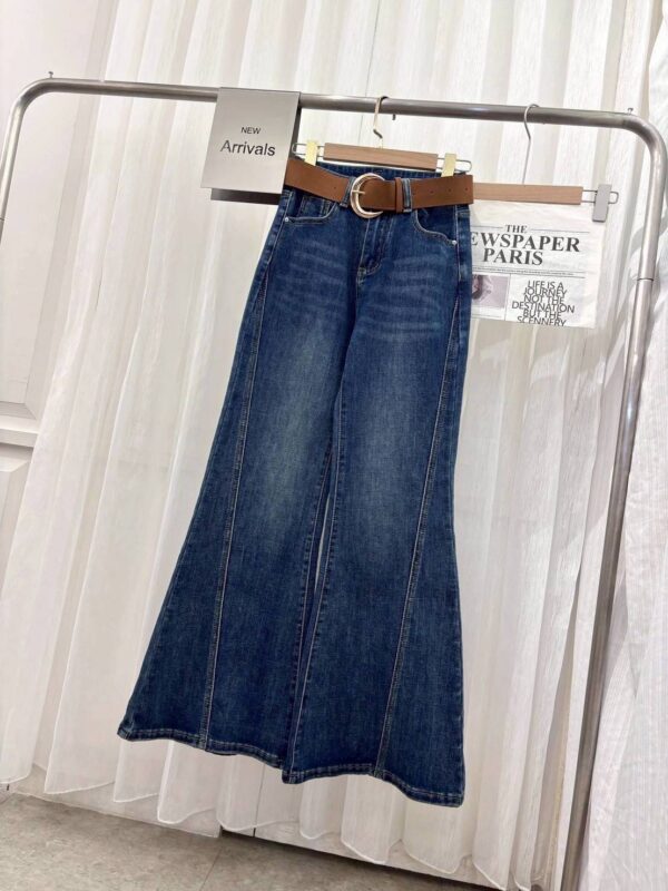 一天熱賣50件***彈力合身顯瘦喇叭褲