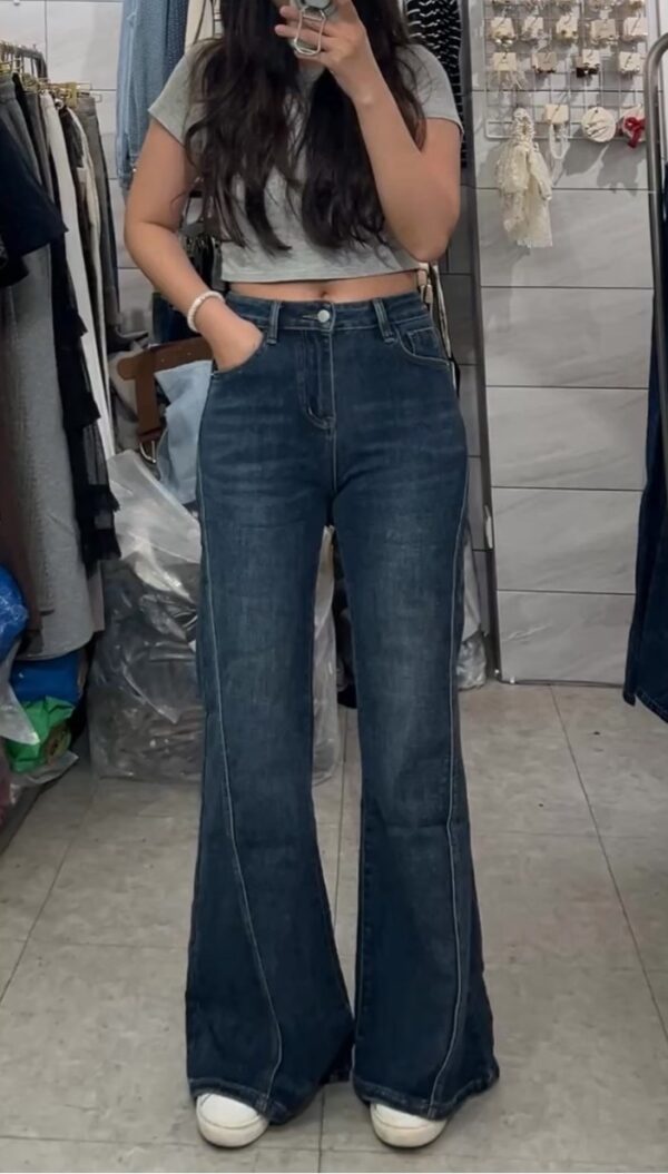 一天熱賣50件***彈力合身顯瘦喇叭褲